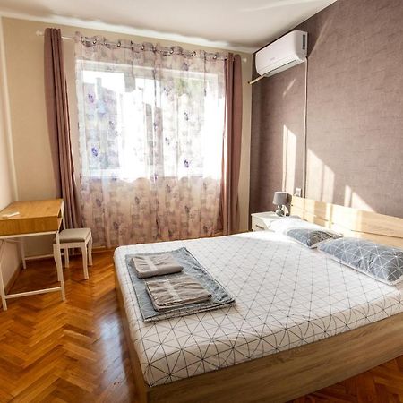 Apartment Little Vienna Ruse Exterior foto