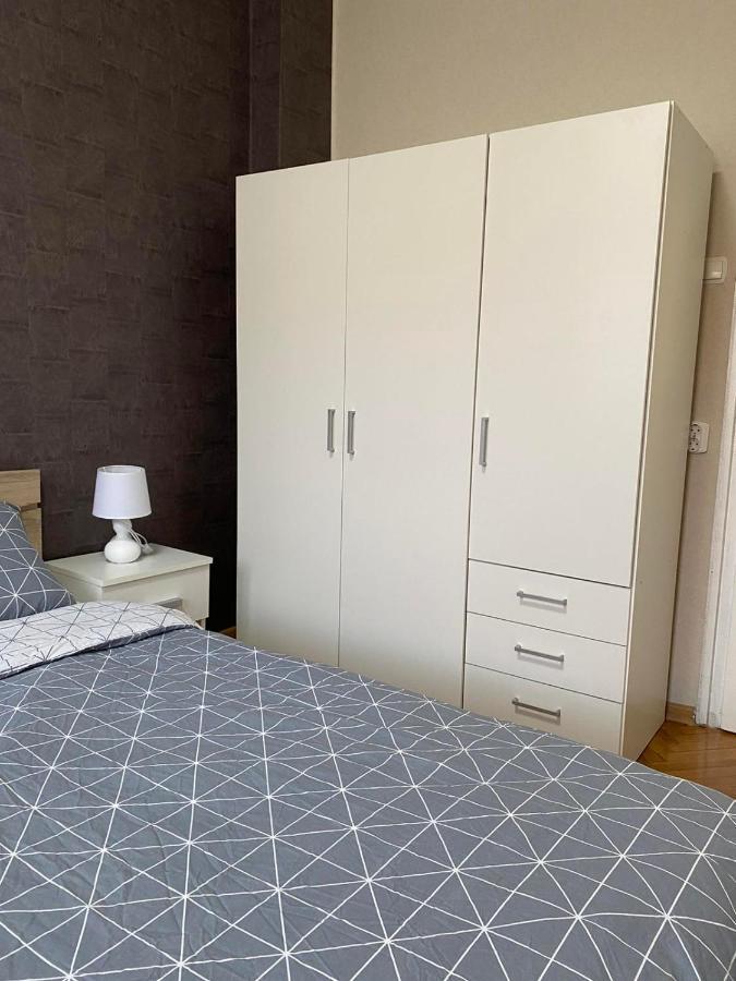Apartment Little Vienna Ruse Exterior foto
